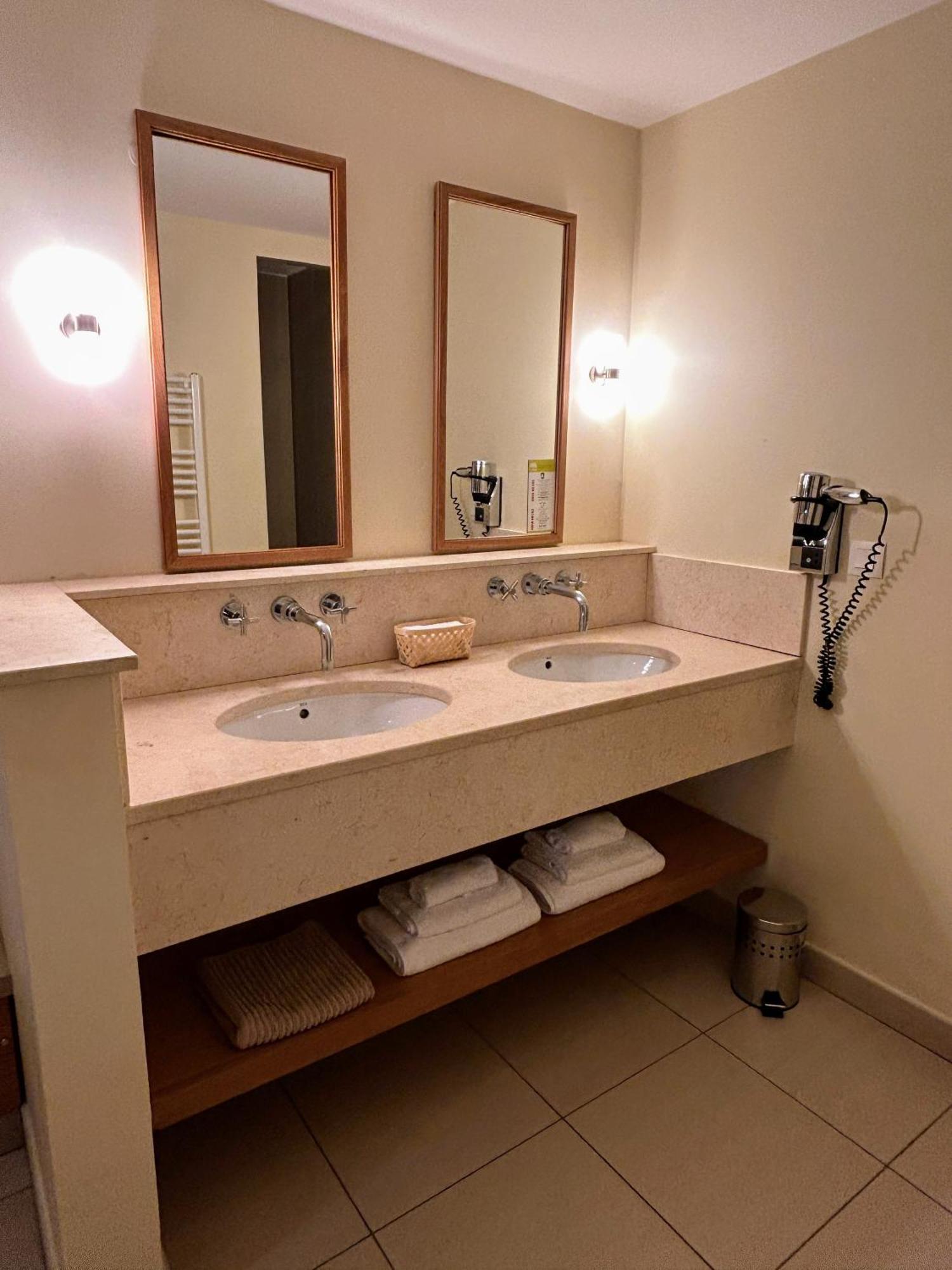 Suite Superieure Domaine Du Golf St Endreol, 1 A 2 Personnes La Motte Zewnętrze zdjęcie